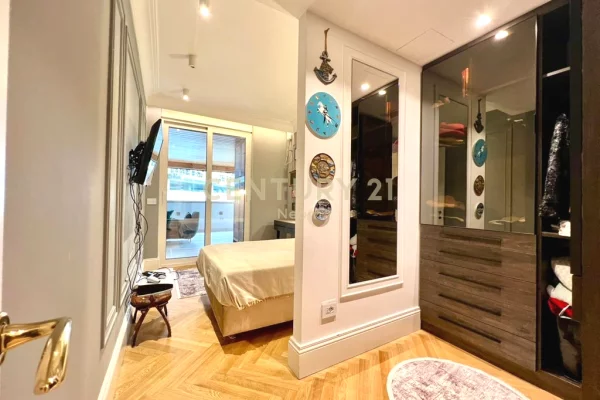 Shtepi ne shitje Apartament ne Tirane, 2+1, Mobilimi E mobiluar, Pagesa 369,000  Euro.