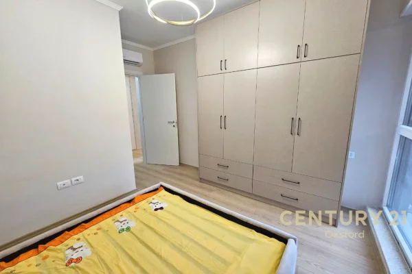 Shtepi ne shitje Apartament ne Tirane, 1+1, Mobilimi Pjeserisht e mobiluar, Pagesa 155,000  Euro.