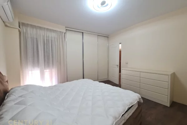 Shtepi me qera Apartament ne Tirane, 1+1, Mobilimi E mobiluar, Pagesa 1,000  Euro.