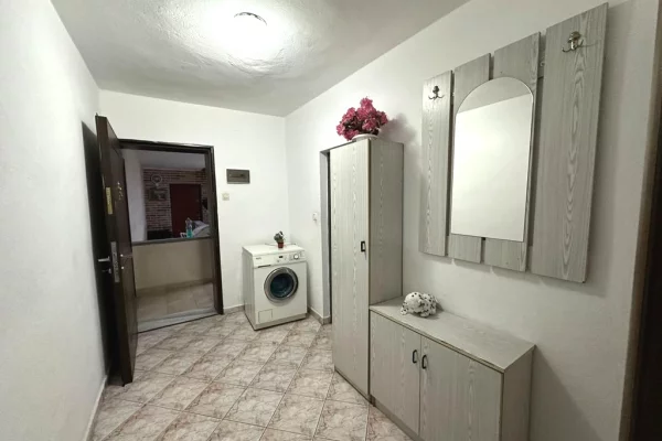Shtepi me qera Apartament ne Tirane, 1+1, Mobilimi E mobiluar, Pagesa 35,000  Leke.