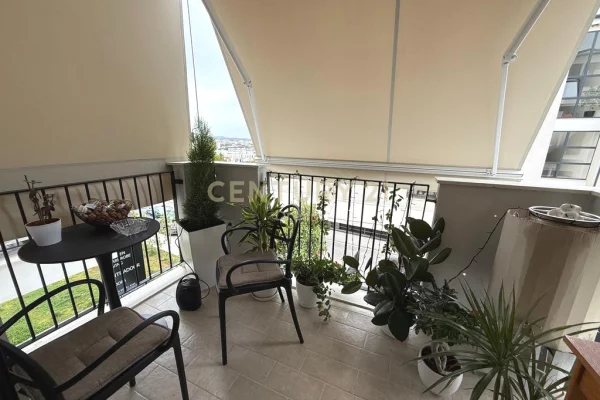 Shtepi ne shitje Apartament ne Tirane, 2+1, Mobilimi E mobiluar, Pagesa 349,000  Euro.