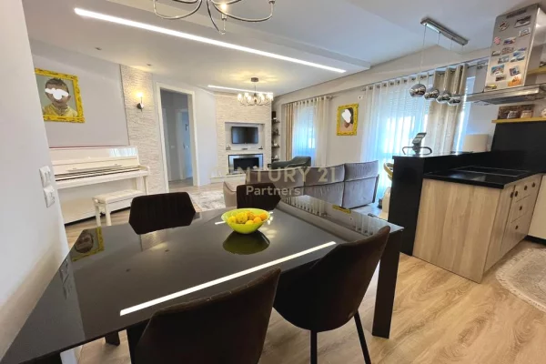 Shtepi me qera 3+1 ne Tirane - 1,200 Euro