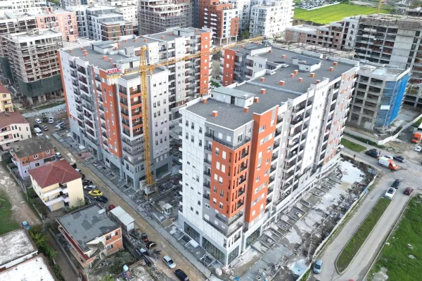 Ambient biznesi ne shitje 4+1 ne Tirane - 480,000 Euro