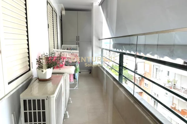 Shtepi ne shitje Apartament ne Tirane, 3+1, Mobilimi E mobiluar, Pagesa 355,000  Euro.