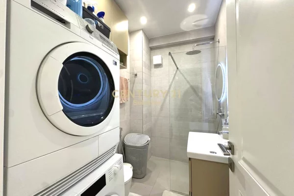 Shtepi ne shitje Apartament ne Tirane, 3+1, Mobilimi E mobiluar, Pagesa 355,000  Euro.