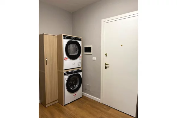 Shtepi me qera Apartament ne Tirane, 2+1, Mobilimi E mobiluar, Pagesa 750  Euro.