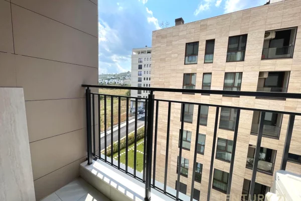 Shtepi ne shitje Apartament ne Tirane, 2+1, Mobilimi E mobiluar, Pagesa 465,000  Euro.