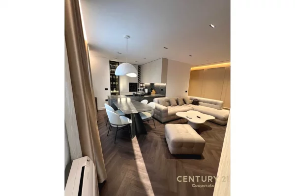 Shtepi ne shitje Apartament ne Tirane, 2+1, Mobilimi E mobiluar, Pagesa 288,000  Euro.