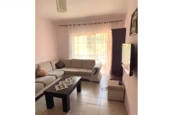 Shtepi me qera 1+1 ne Tirane - 420 Euro