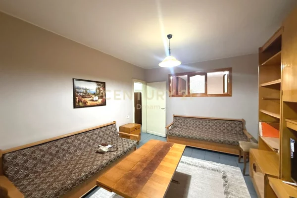 Shtepi me qera 1+1 ne Tirane - 500 Euro