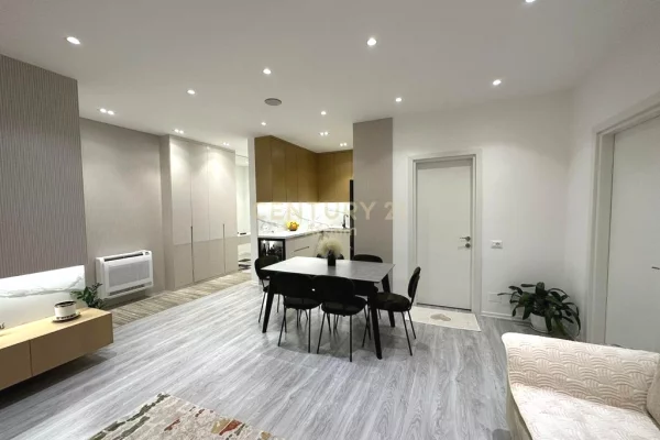 Shtepi me qera 2+1 ne Tirane - 850 Euro