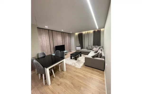 Shtepi me qera 1+1 ne Tirane - 850 Euro