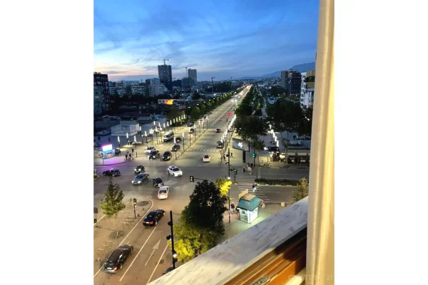 Shtepi me qera Apartament ne Tirane, 1+1, Mobilimi E mobiluar, Pagesa 850  Euro.