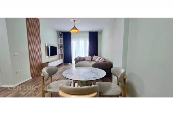 Shtepi me qera 1+1 ne Tirane - 700 Euro