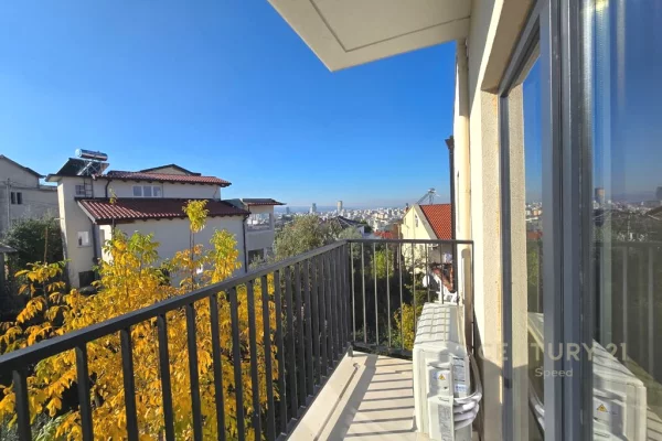 Shtepi ne shitje Apartament ne Tirane, 1+1, Mobilimi Bosh, pa mobiluar, Pagesa 92,000  Euro.