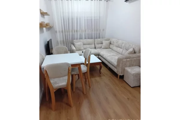 Shtepi me qera 1+1 ne Tirane - 400 Euro
