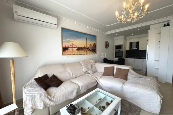 Shtepi me qera 2+1 ne Tirane - 750 Euro