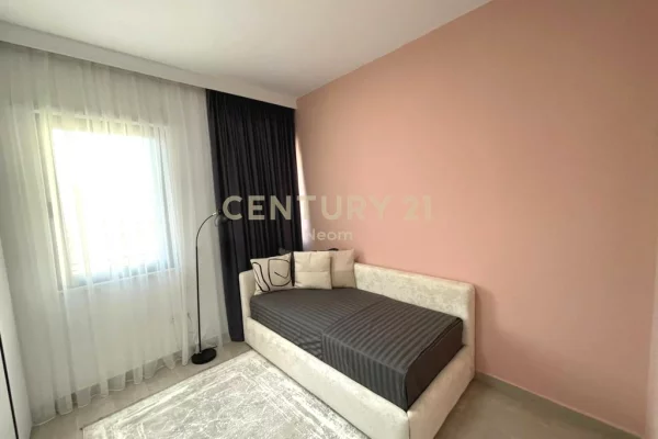 Shtepi me qera Apartament ne Tirane, 2+1, Mobilimi E mobiluar, Pagesa 1,000  Euro.