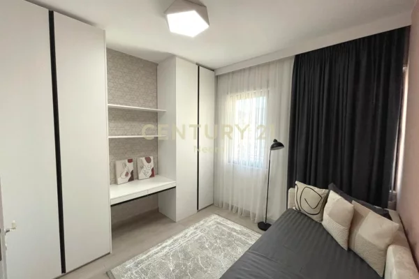 Shtepi me qera Apartament ne Tirane, 2+1, Mobilimi E mobiluar, Pagesa 1,000  Euro.
