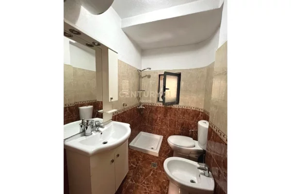 Shtepi me qera Apartament ne Tirane, 1+1, Mobilimi E mobiluar, Pagesa 850  Euro.