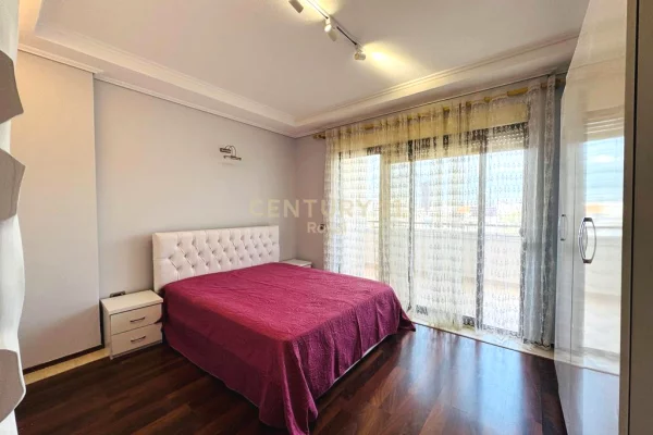 Shtepi me qera Apartament ne Tirane, 2+1, Mobilimi E mobiluar, Pagesa 900  Euro.