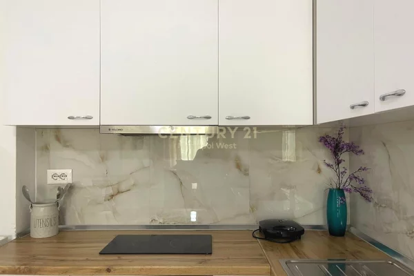 Shtepi me qera 2+1 ne Tirane - 630 Euro