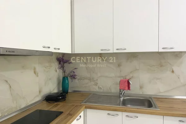 Shtepi me qera Apartament ne Tirane, 2+1, Mobilimi E mobiluar, Pagesa 630  Euro.