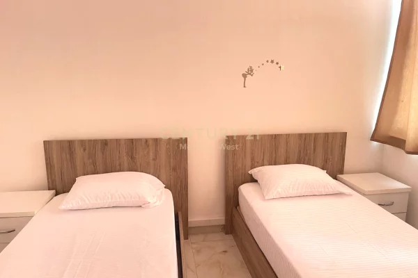 Shtepi me qera Apartament ne Tirane, 2+1, Mobilimi E mobiluar, Pagesa 630  Euro.