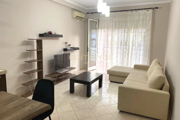 Shtepi me qera 1+1 ne Tirane - 500 Euro