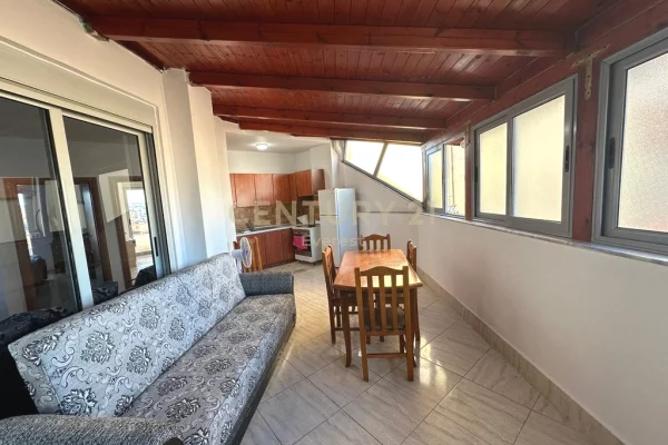 Shtepi me qera Apartament ne Tirane, 2+1, Mobilimi E mobiluar, Pagesa 600  Euro.