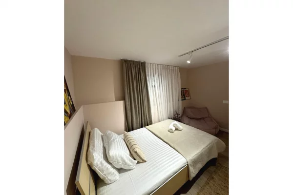 Shtepi me qera Apartament ne Tirane, 2+1, Mobilimi E mobiluar, Pagesa 750  Euro.