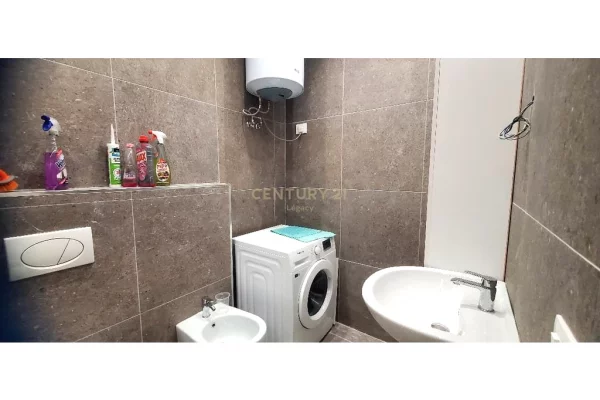 Shtepi me qera Apartament ne Tirane, 1+1, Mobilimi E mobiluar, Pagesa 600  Euro.