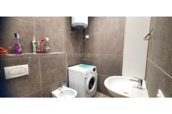 Shtepi me qera Apartament ne Tirane, 1+1, Mobilimi E mobiluar, Pagesa 600  Euro.
