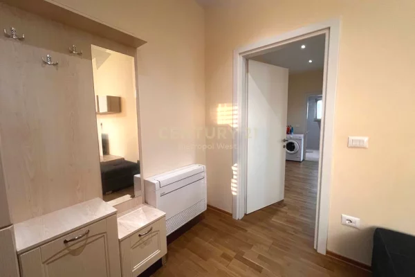 Shtepi me qera Apartament ne Tirane, 2+1, Mobilimi E mobiluar, Pagesa 650  Euro.