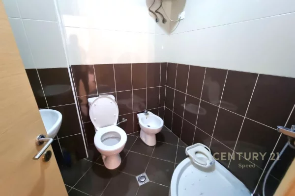 Shtepi me qera Apartament ne Tirane, 1+1, Mobilimi E mobiluar, Pagesa 650  Euro.