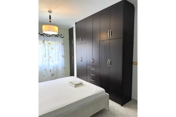 Shtepi ne shitje Apartament ne Sarande, 1+1, Mobilimi E mobiluar, Pagesa 98,000  Euro.