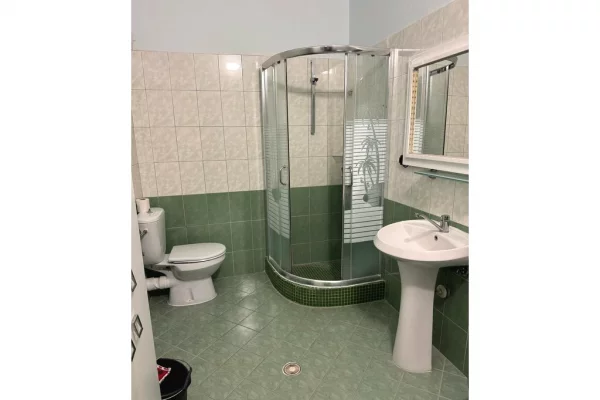 Shtepi ne shitje Apartament ne Sarande, 1+1, Mobilimi E mobiluar, Pagesa 98,000  Euro.