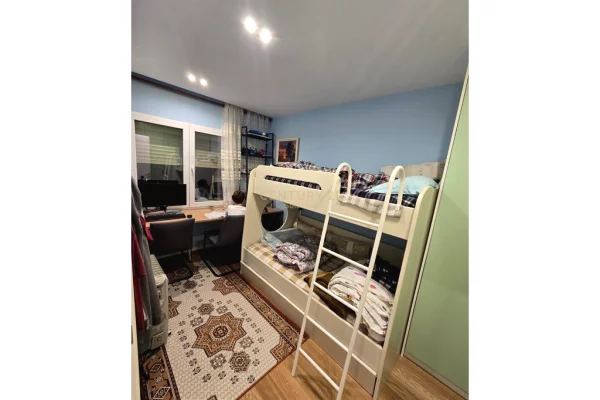 Shtepi ne shitje Apartament ne Tirane, 1+1, Mobilimi E mobiluar, Pagesa 235,000  Euro.