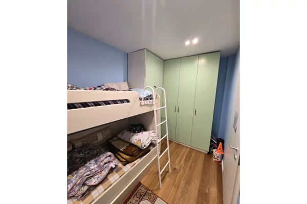 Shtepi ne shitje Apartament ne Tirane, 1+1, Mobilimi E mobiluar, Pagesa 235,000  Euro.