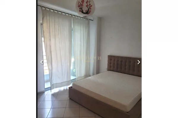 Shtepi ne shitje Apartament ne Tirane, 1+1, Mobilimi E mobiluar, Pagesa 162,000  Euro.