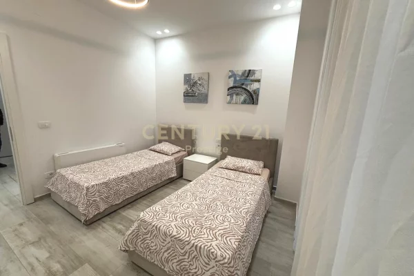 Shtepi me qera Apartament ne Tirane, 2+1, Mobilimi E mobiluar, Pagesa 1,500  Euro.