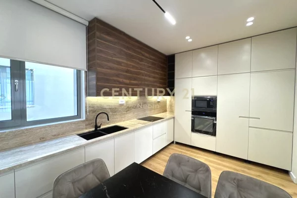 Shtepi me qera Apartament ne Tirane, 1+1, Mobilimi E mobiluar, Pagesa 1,350  Euro.