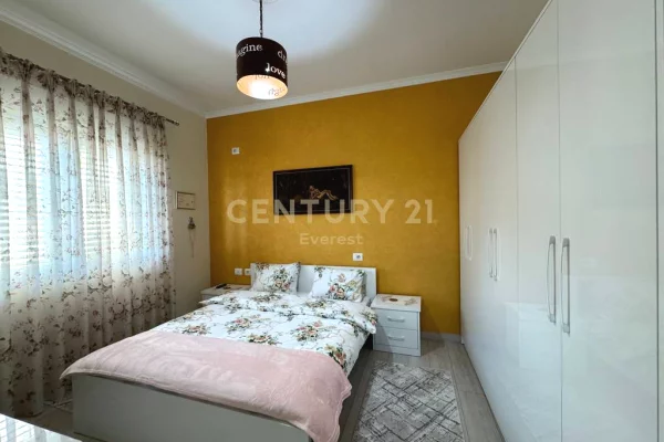 Shtepi me qera Apartament ne Tirane, 2+1, Mobilimi E mobiluar, Pagesa 600  Euro.