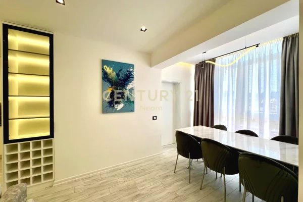 Shtepi me qera Apartament ne Tirane, 3+1, Mobilimi E mobiluar, Pagesa 1,300  Euro.