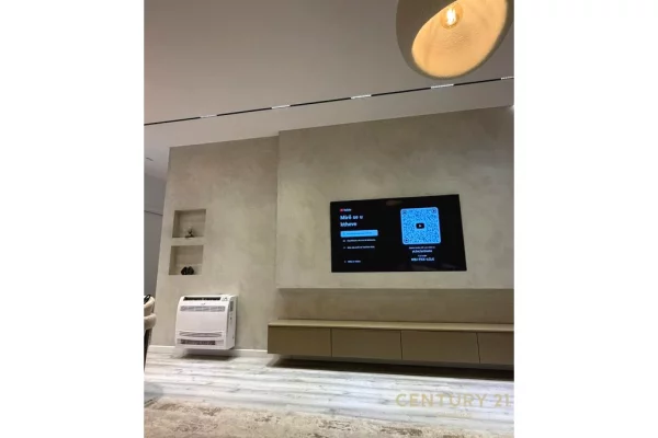 Shtepi ne shitje Apartament ne Tirane, 2+1, Mobilimi E mobiluar, Pagesa 250,000  Euro.