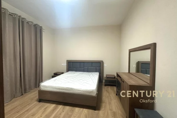Shtepi me qera Apartament ne Tirane, 2+1, Mobilimi E mobiluar, Pagesa 550  Euro.