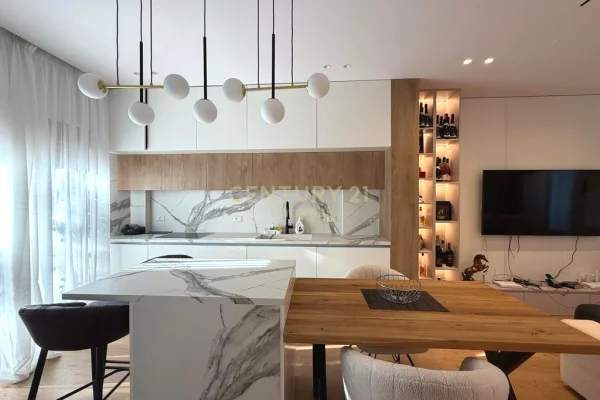 House for Sale 3+1 in Tirana - 3,000 Euro