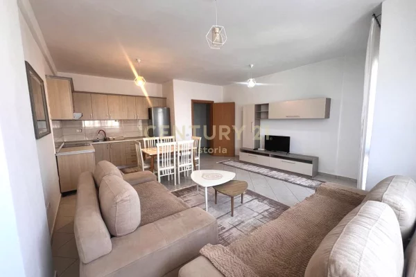 Shtepi me qera Apartament ne Tirane, 2+1, Mobilimi E mobiluar, Pagesa 500  Euro.