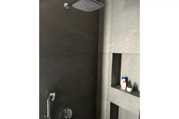 Shtepi me qera Apartament ne Tirane, 1+1, Mobilimi E mobiluar, Pagesa 850  Euro.