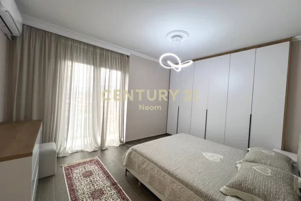 Shtepi me qera Apartament ne Tirane, 2+1, Mobilimi E mobiluar, Pagesa 800  Euro.